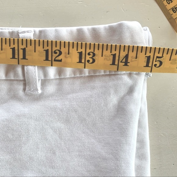 Willi Smith White Crop Pants - White Straight Leg Capris Pants - Size 4 - Picture 12 of 15